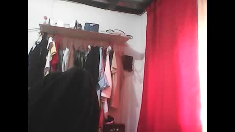 Snapshot of zafiro_rubi chatting on November 28, 1:14 pm Zafiro online show from November 28, 1:14 pm