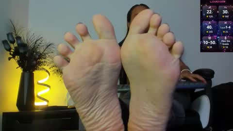 Snapshot of zafiro_winslow chatting on March 28, 9:47 pm GODDESS ZAFIRO WINSLOW online show from March 28, 9:47 pm