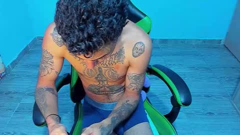 BiG Zafiro online show from February 15, 11:30 am