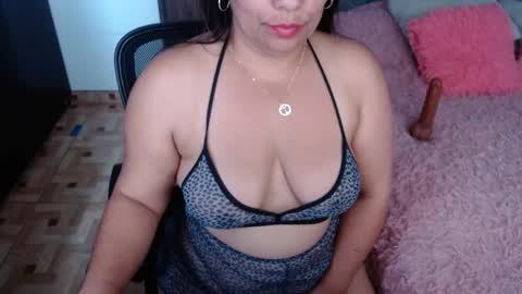 Zahi ... wants to play with everyone...yessss online show from September 12, 1:33 pm