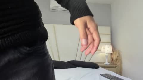 zahir_ashar online show from October 16, 11:00 am