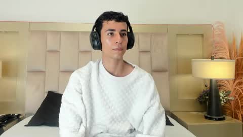 zahir_ashar online show from March 17, 11:41 pm