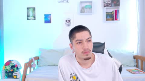 Zahir Raw online show from April 3, 3:21 pm