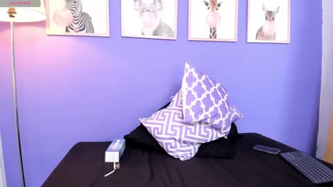 Snapshot of zahira_evans chatting on January 11, 7:17 am Zahira online show from January 11, 7:17 am