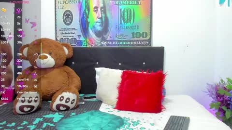 Snapshot of zahira_evans chatting on September 20, 6:31 pm Zahira online show from September 20, 6:31 pm