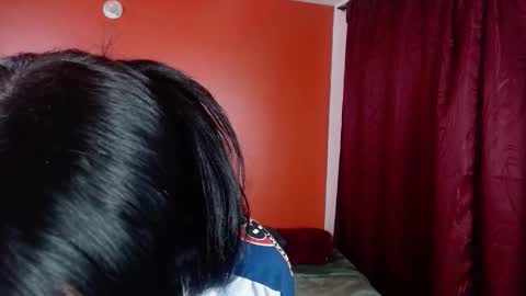 Laura online show from September 12, 8:53 pm
