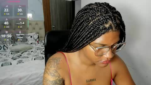 zahra_rose online show from April 22, 10:50 am