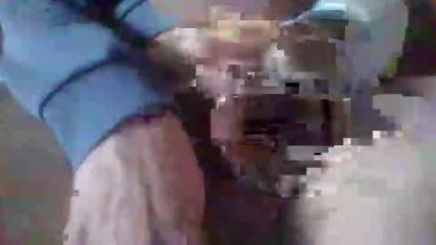 Snapshot of zahud3312 chatting on April 15, 4:03 pm zahud3312 online show from April 15, 4:03 pm