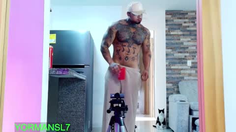 INSTAGRAM yormanfit7 online show from November 25, 2:06 pm