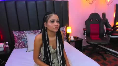 Zaira Angel online show from September 28, 5:35 am