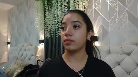 Snapshot of zaira_bonny chatting on August 1, 2:05 pm Zaira Bonny online show from August 1, 2:05 pm