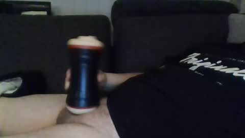 Snapshot of zakksten chatting on November 24, 11:26 pm Zakk online show from November 24, 11:26 pm