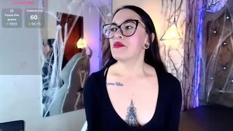 Snapshot of zami_escobar_of chatting on October 25, 5:40 pm online show from October 25, 5:40 pm