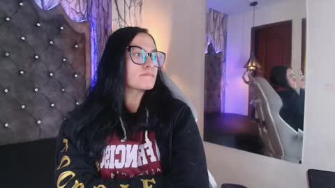 Snapshot of zami_escobar_of chatting on November 17, 6:03 pm online show from November 17, 6:03 pm