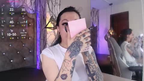 Snapshot of zami_escobar_of chatting on November 21, 6:17 pm online show from November 21, 6:17 pm