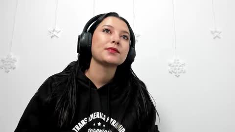 zammii69 online show from December 22, 1:30 pm