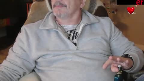 zander007 online show from November 14, 3:33 pm