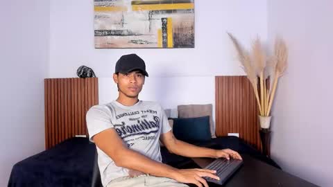 Zander online show from October 13, 1:11 pm