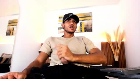 Zander online show from April 23, 1:35 pm