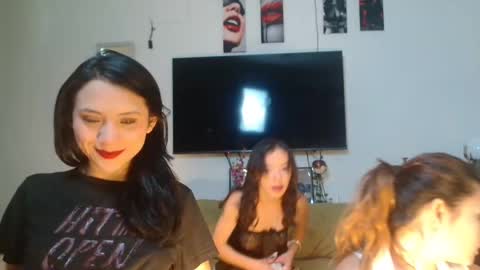 Snapshot of zandra6ghal chatting on November 6, 6:53 pm zandra6ghal online show from November 6, 6:53 pm