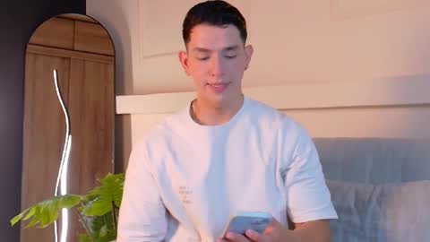 Zane Dawson online show from December 16, 7:30 pm