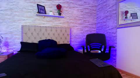 zanemaverick online show from November 18, 12:31 pm