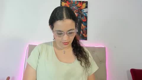 Snapshot of zara_blaze2 chatting on December 3, 5:33 pm Zara Blaze online show from December 3, 5:33 pm