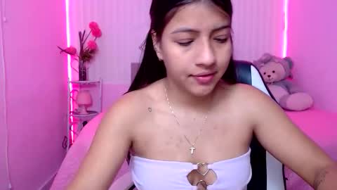 Zara online show from April 18, 12:09 pm