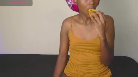Snapshot of zara_lae chatting on July 10, 8:50 am nicky online show from July 10, 8:50 am