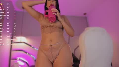 zara_lu online show from September 29, 8:57 pm