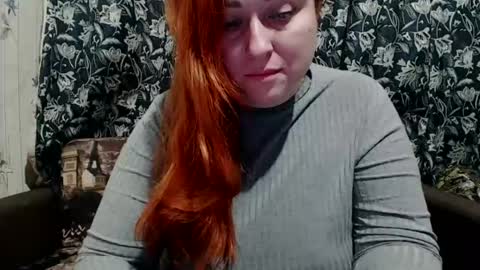 Snapshot of zara_red chatting on December 1, 9:15 pm Kate. if im not here im here foxy red333 online show from December 1, 9:15 pm