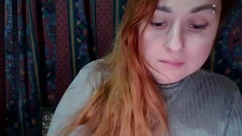 Snapshot of zara_red chatting on December 31, 3:42 pm Kate. if im not here im here foxy red333 online show from December 31, 3:42 pm