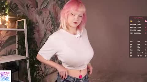 Snapshot of zara_shine chatting on July 7, 6:23 pm Criss online show from July 7, 6:23 pm