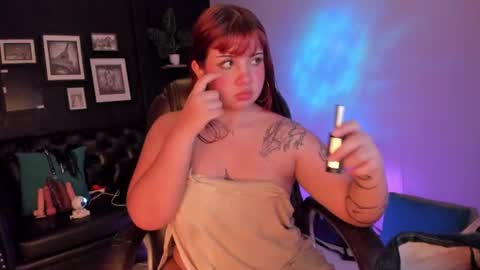 Snapshot of zara_snow chatting on July 3, 9:43 pm zara online show from July 3, 9:43 pm