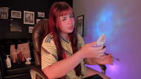 Snapshot of zara_snow chatting on July 7, 10:03 pm zara online show from July 7, 10:03 pm