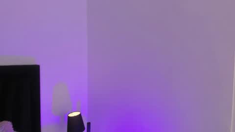 ZARA online show from March 21, 8:01 pm