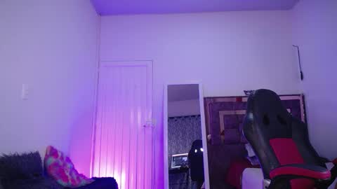 Zara online show from October 24, 12:30 am