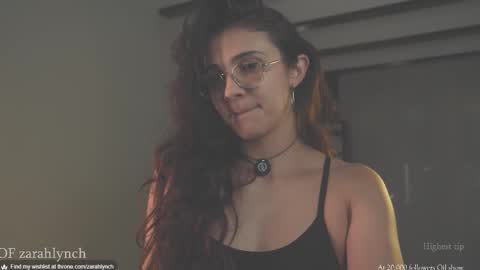 Snapshot of zarahlynch chatting on October 29, 11:50 pm Miss Lynch Next show 2911 online show from October 29, 11:50 pm