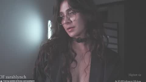 Snapshot of zarahlynch chatting on November 10, 2:32 am Miss Lynch Next show 2911 online show from November 10, 2:32 am