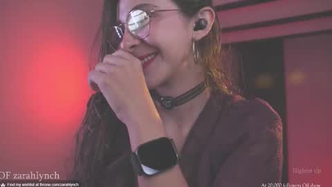 Snapshot of zarahlynch chatting on November 15, 12:41 am Miss Lynch Next show 2911 online show from November 15, 12:41 am