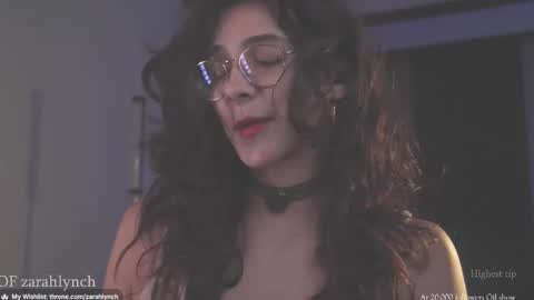 Snapshot of zarahlynch chatting on December 1, 1:21 am Miss Lynch Next show 2911 online show from December 1, 1:21 am