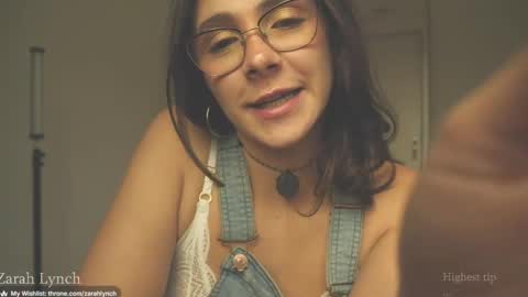 Miss Lynch   Next show  2911 online show from April 22, 8:21 pm