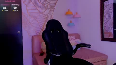 Snapshot of zaralim chatting on January 17, 11:59 am Zara Lim online show from January 17, 11:59 am