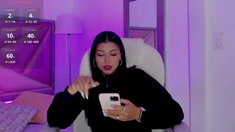 Snapshot of zaralim chatting on January 30, 12:27 pm Zara Lim online show from January 30, 12:27 pm