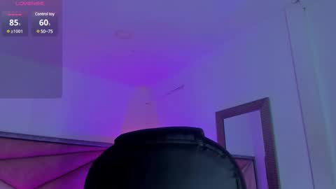 Snapshot of zaralim chatting on February 18, 12:06 pm Zara Lim online show from February 18, 12:06 pm