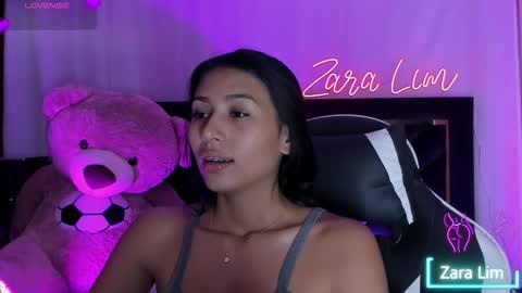 Snapshot of zaralim chatting on September 26, 6:56 pm Zara Lim online show from September 26, 6:56 pm