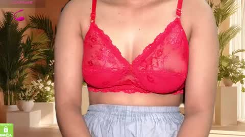 zararaina online show from March 18, 10:46 pm