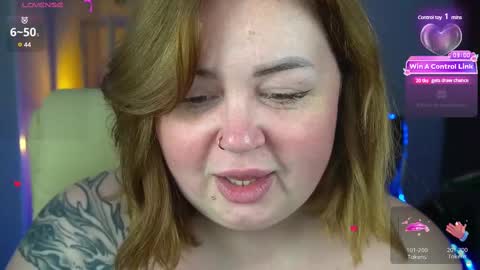 Lola online show from December 6, 1:55 pm