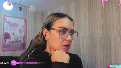 Snapshot of zarcasutra_t chatting on June 7, 12:20 pm Isabella online show from June 7, 12:20 pm