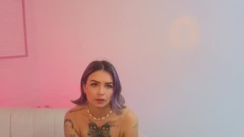 Snapshot of zarcasutra_t chatting on June 23, 1:09 pm Isabella online show from June 23, 1:09 pm